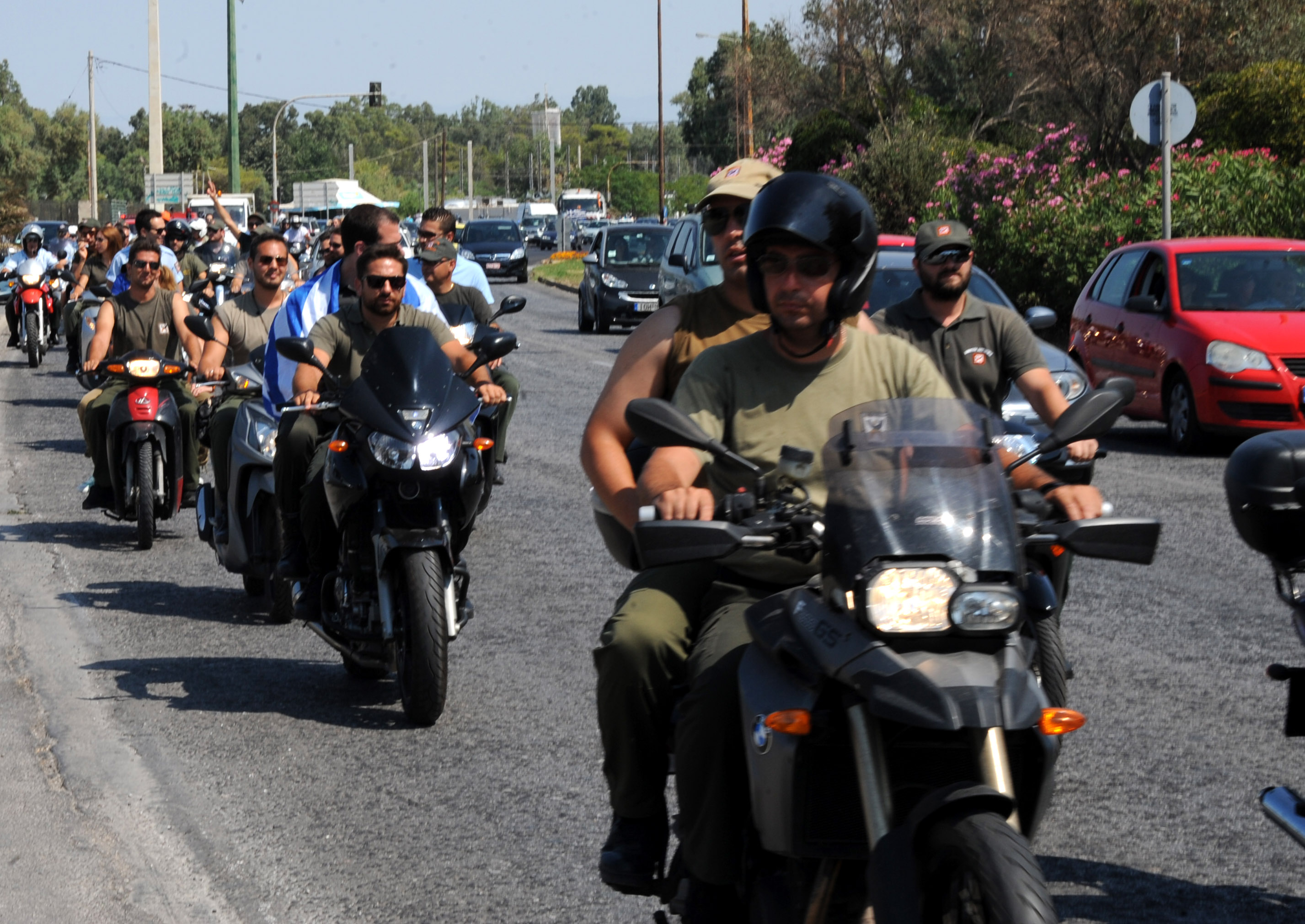 Προς επανατοποθέτηση 2.858 δημοτικοί αστυνομικοί