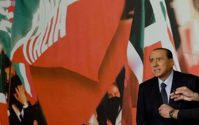 Στην αντιπολίτευση ο Μπερλουσκόνι πριν εξοστρακιστεί από τη Γερουσία