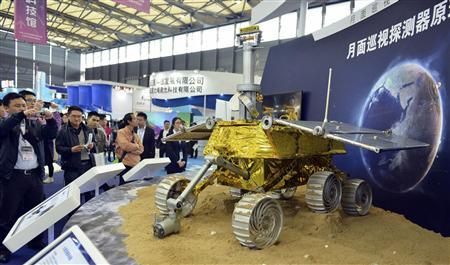 Τροχοφόρο ρομπότ στο φεγγάρι εκτοξεύει το Δεκέμβριο η Κίνα