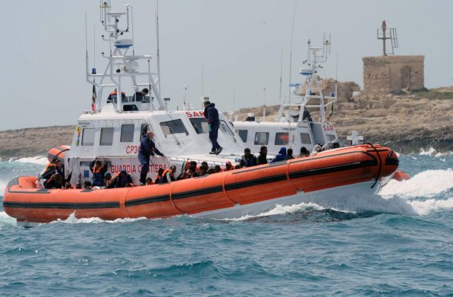 Δικαιοσύνη ζητούν ναυαγοί μετανάστες που άφησε αβοήθητους το ΝΑΤΟ