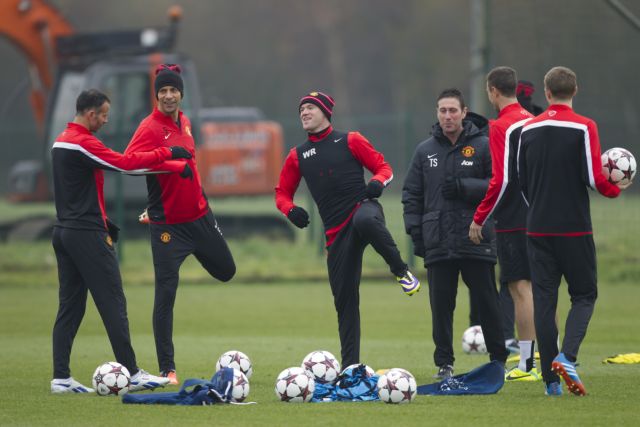 Πτήση-περιπέτεια για τη Μάντσεστερ Γιουνάιτεντ