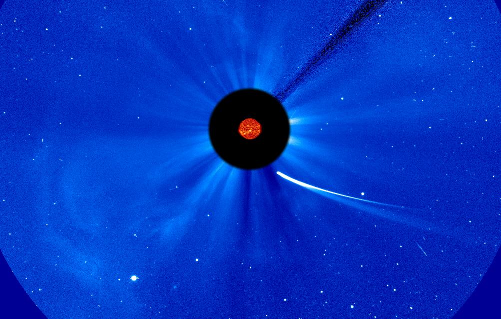 Ο κομήτης ISON μάλλον καταστράφηκε στον Ήλιο