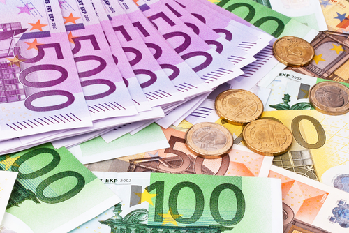 Στα 6,57 δισ. ευρώ τα φέσια του Δημοσίου στο δεκάμηνο
