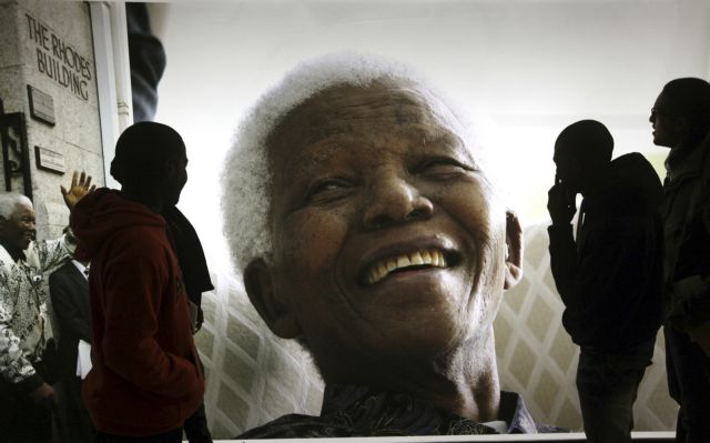 Ο Μαντέλα δίνει μάχη από το νεκροκρέβατό του, λέει η κόρη του