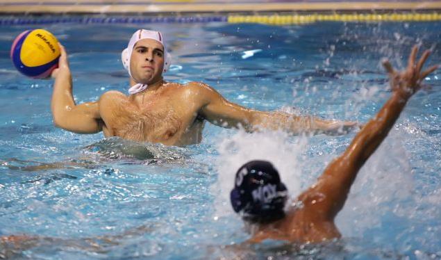 Με νίκες συνέχισαν Ολυμπιακός και Βουλιαγμένη στο πόλο