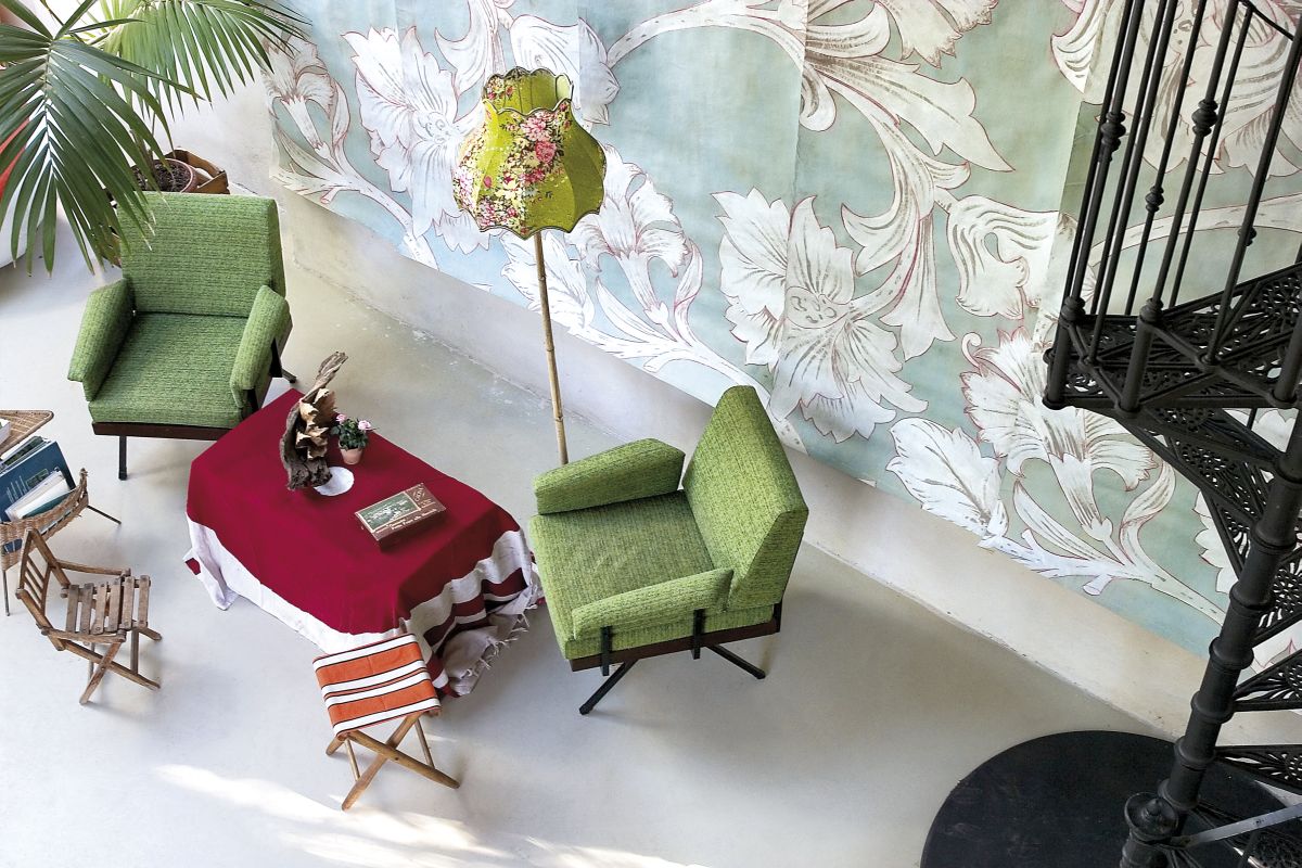 Η πιο διάσημη δημιουργός ταπετσαρίας μας δείχνει το σπίτι της