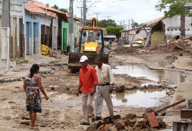 Δύο νεκροί από τις πλημμύρες που έπληξαν περιοχές του Ρίο ντε Ζανέιρο