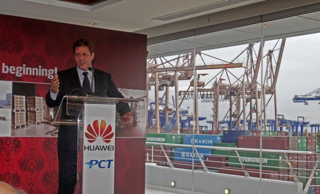 Ξεκίνησε πιλοτικά το κέντρο διανομής της κινεζικής Huawei στον Πειραιά