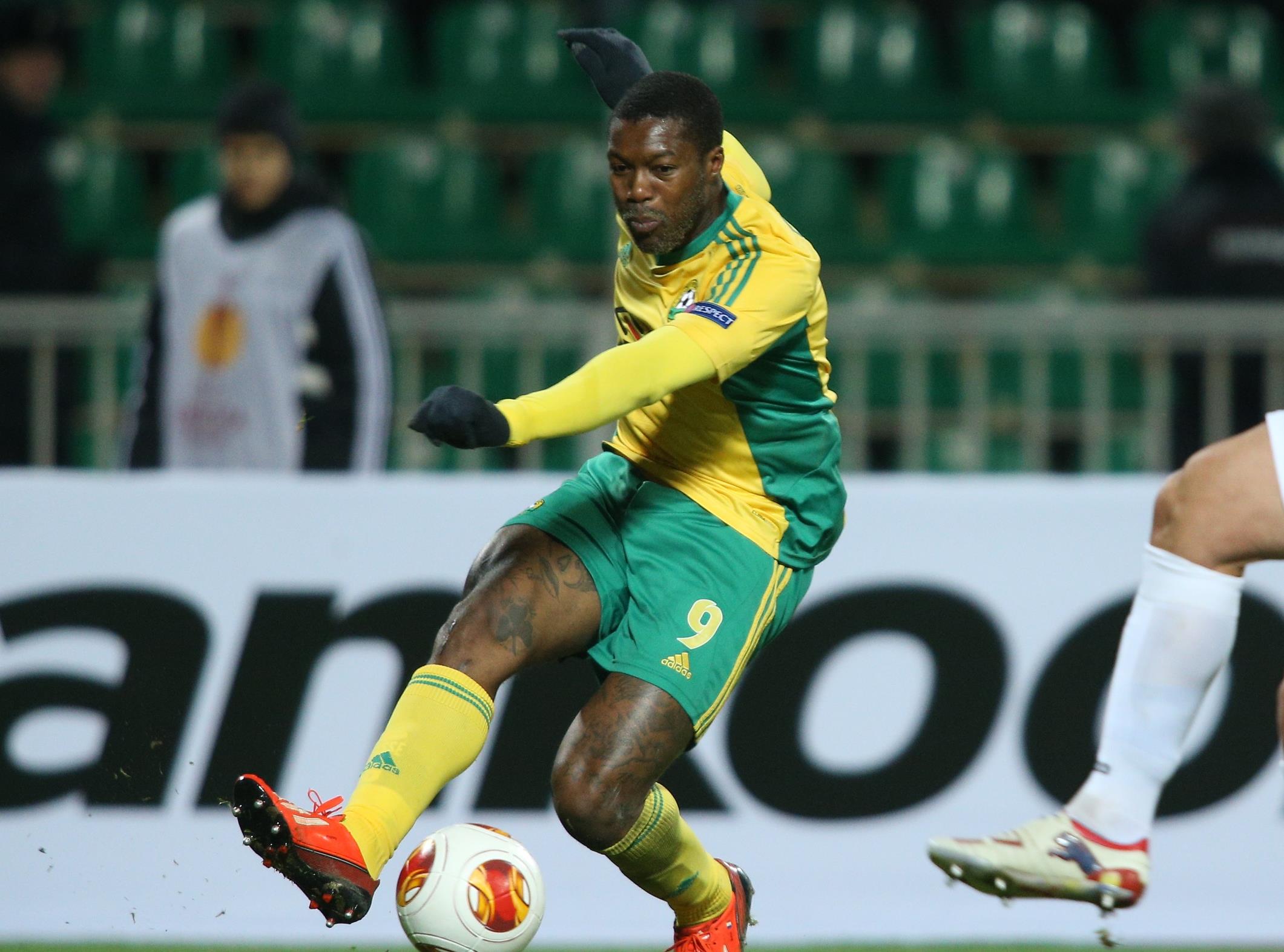 Ο Σισέ θέλει να φύγει από τη Ρωσία και «μιλάει» με τη Μπαστιά