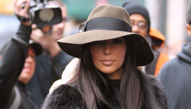 Kαπέλα: η λεπτομέρεια που ολοκληρώνει το στυλ