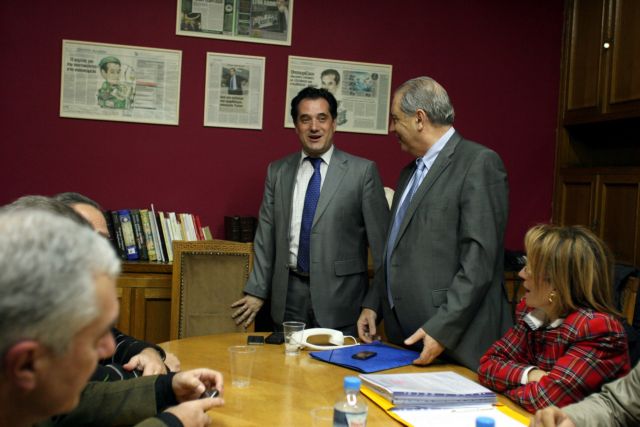 Σε καθεστώς πλήρους και αποκλειστικής απασχόλησης οι γιατροί του ΕΟΠΥΥ