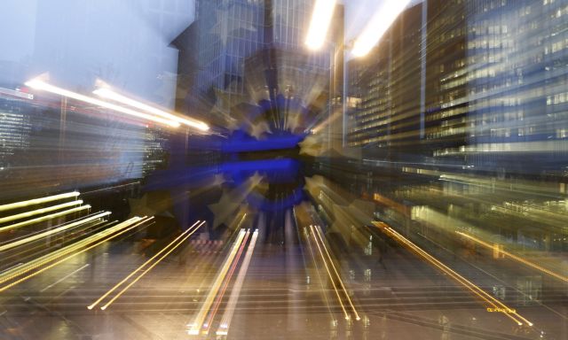 Reuters: Η ΕΕ προχωρά προς την τραπεζική ένωση, πάρα τις παλινωδίες