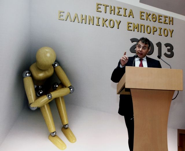 «Καμπανάκι» της ΕΣΕΕ για τους μικρομεσαίους και προτάσεις για το 2014