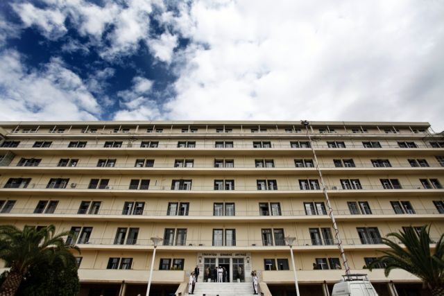 Mίζες 3 εκατ. ευρώ σε δέκα πρόσωπα φέρεται να ομολογεί ο Π.Ευσταθίου