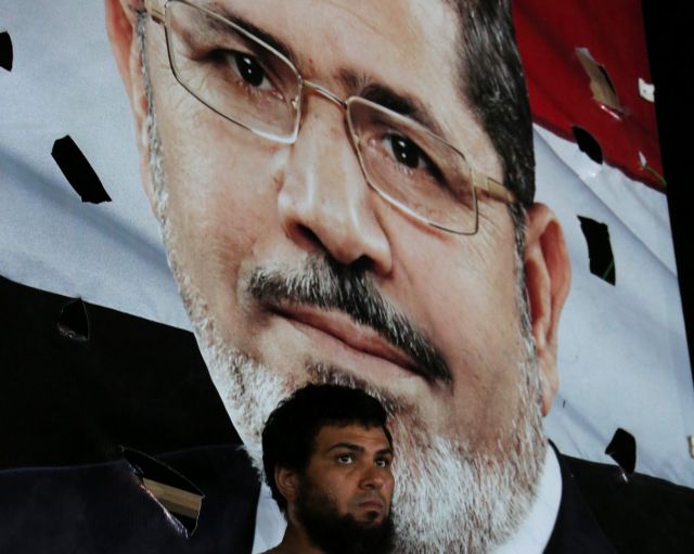 Ο καιρός ανέβαλε την επιστροφή του Μόρσι στο δικαστήριο
