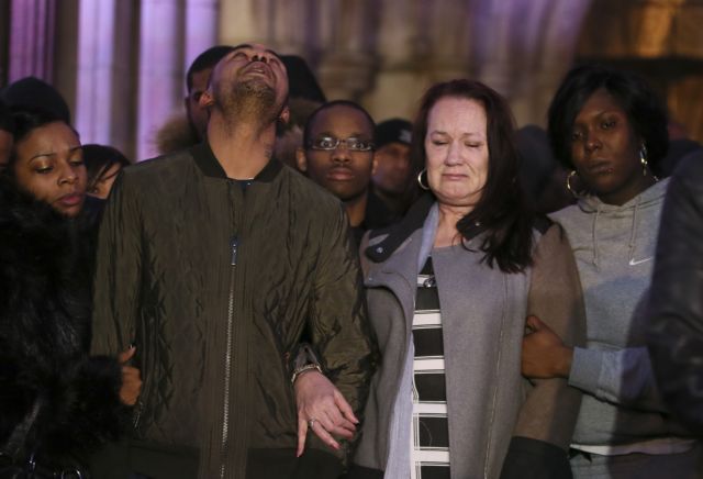 «Αθώα» η αστυνομία για το φόνο που οδήγησε στις ταραχές του Λονδίνου