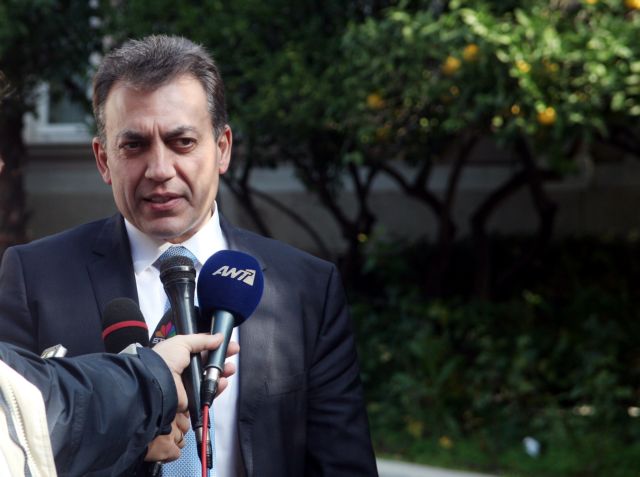 Βρούτσης: Ούτε ένα σεντ δεν θα μειωθούν οι συντάξεις