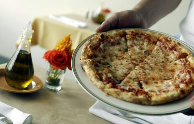 Επίθεση με μαχαίρι δέχθηκε γυναίκα επειδή γύρισε σπίτι με λάθος φαγητό