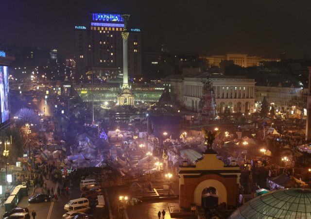 Στο «γύψο» το Κίεβο με απαγόρευση διαδηλώσεων μέχρι το Μάρτιο
