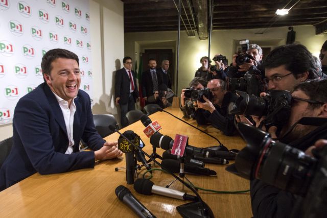 Επανακάμπτει ο Μπερλουσκόνι με τη συμφωνία για τον εκλογικό νόμο