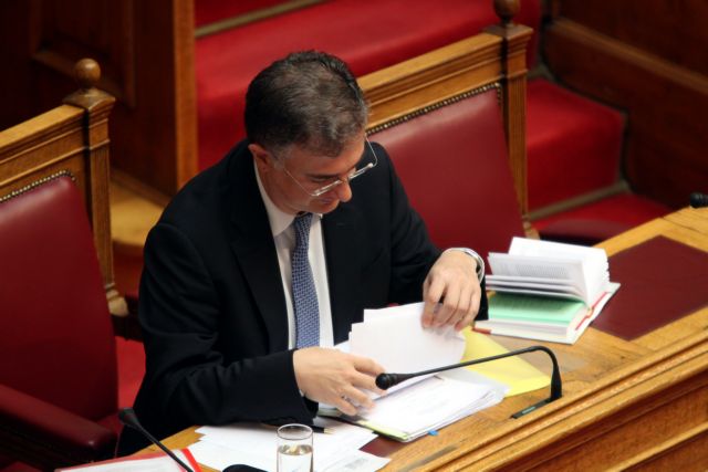 Στη Βέρνη ο Γ.Μαυραγάνης για τη φορολόγηση ελληνικών καταθέσεων