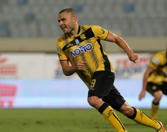 «Κρέμασε» τα παπούτσια του ο Βερπακόφσκις