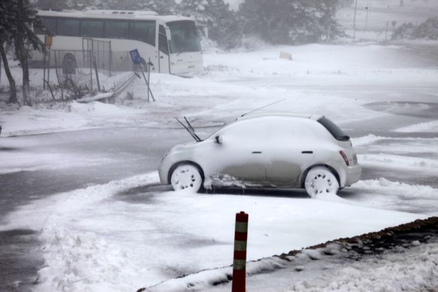 Λευκό τοπίο και τσουχτερό κρύο στη Βόρεια Ελλάδα