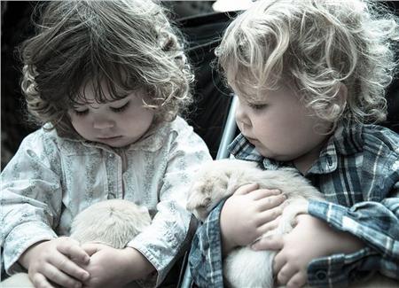 Πόσες λέξεις πρέπει να λένε τα δίχρονα;