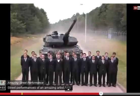 Κάπως έτσι δοκιμάζουν τα φρένα των τεθωρακισμένων στην Ολλανδία