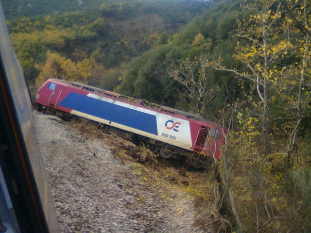 Μηνύσεις της ΤΡΑΙΝΟΣΕ για τις… αδέσποτες αγελάδες στις γραμμές
