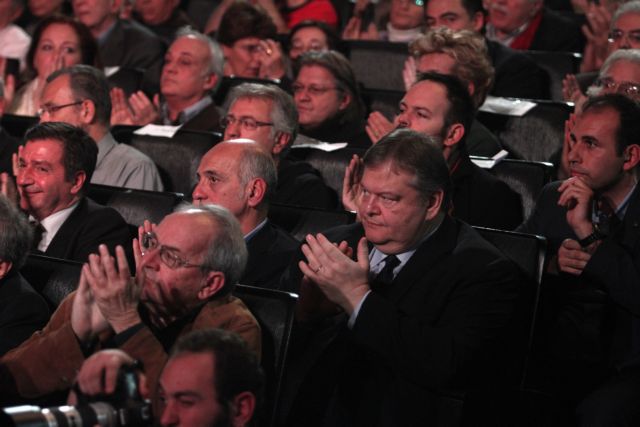 Ο σταυρός των Ευρωεκλογών στη συνάντηση Βενιζέλου με τους «58»