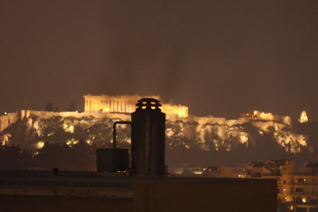 Κεντρική θέρμανση ερμητικά κλειστή για το 44% των πολυκατοικιών στην Αθήνα