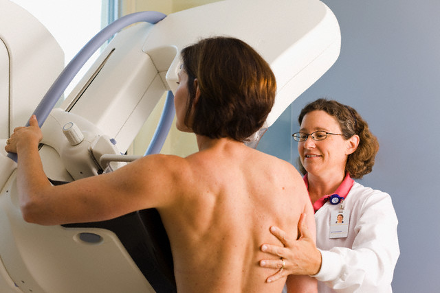 Υπό αμφισβήτηση η αξία της ετήσιας μαστογραφίας στην πρόληψη του καρκίνου