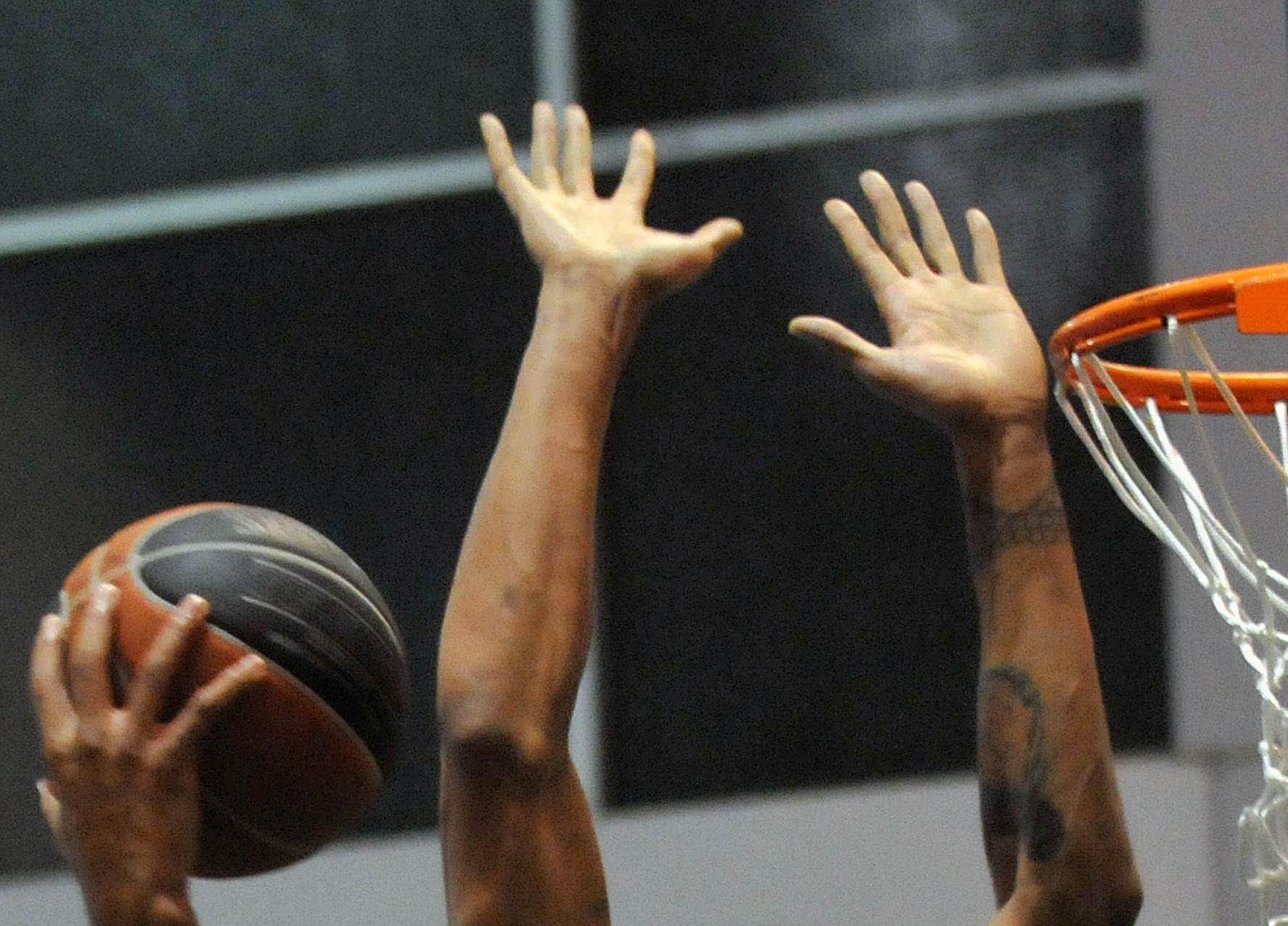 «Δίωρο» μάχης για την παραμονή, την Κυριακή τα «σπουδαία»