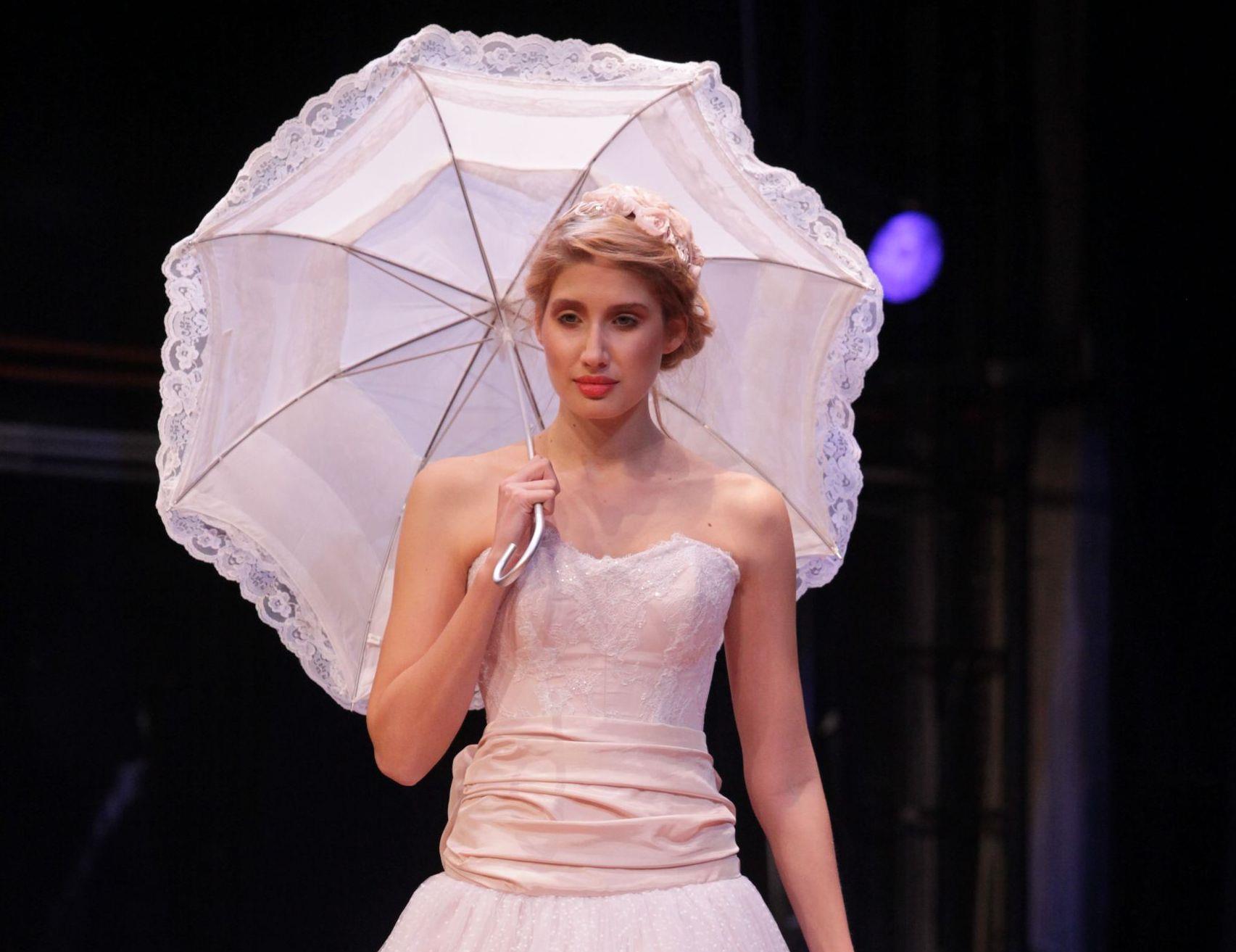 Κερδίστε sur mesure νυφικό αξίας €3.200