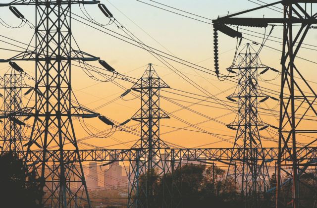 Πτώση στη ζήτηση ηλεκτρικού ρεύματος τον Ιανουάριο του 2014