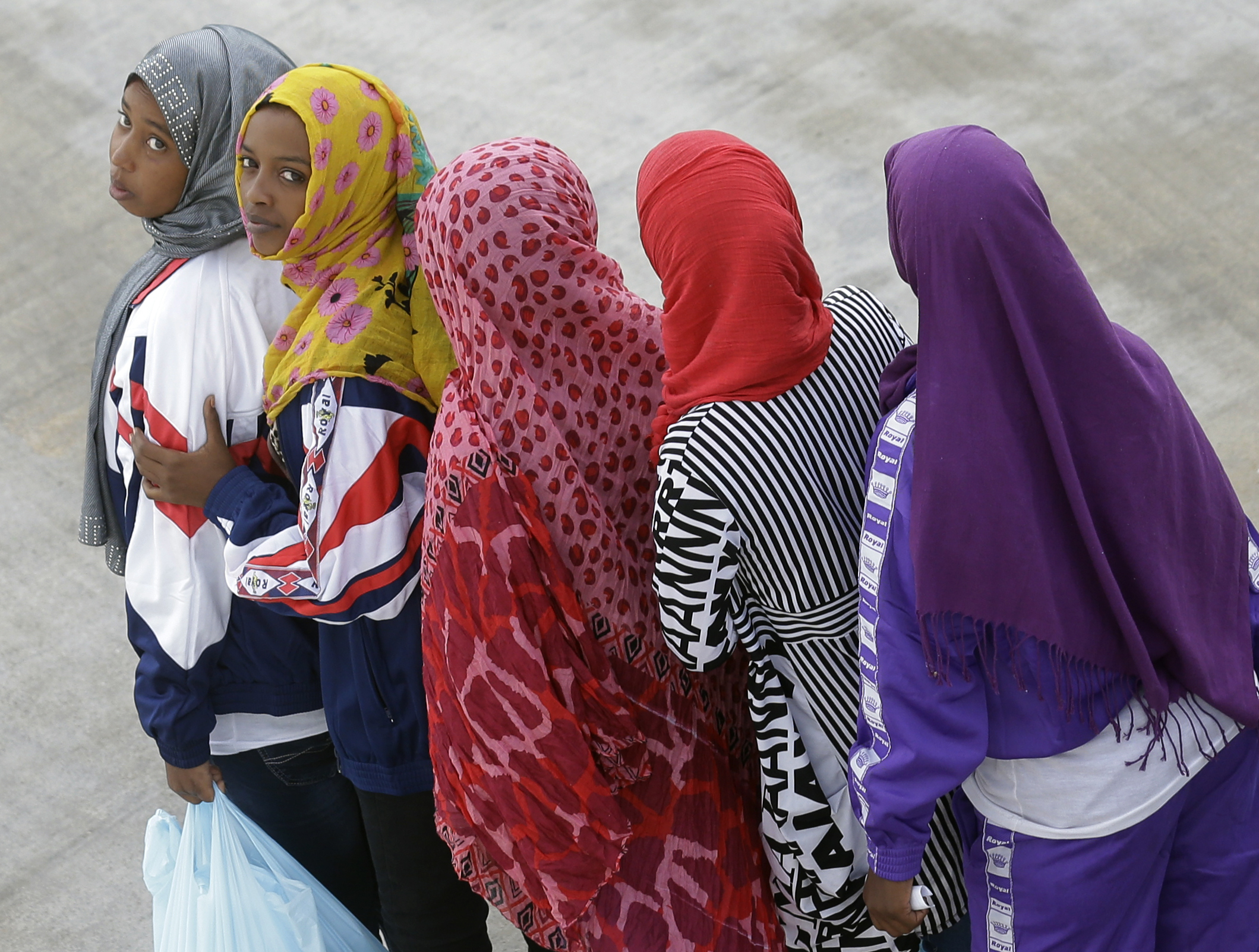 Ευρεία συναίνεση επί της αρχής στο νομοσχέδιο για τον μεταναστευτικό κώδικα