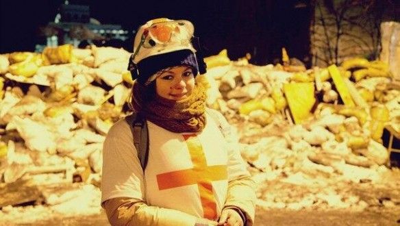 Η περιπέτεια της Ολέσια Ζουκόφσκαγια στους φλεγόμενους δρόμους του Κιέβου