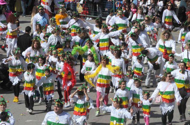 Παρέλαση των μικρών καρναβαλιστών στην Πάτρα