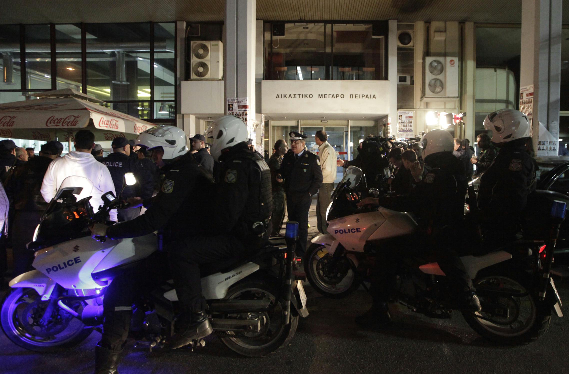 Στον εισαγγελέα άλλα επτά άτομα για το λαθρεμπόριο καυσίμων