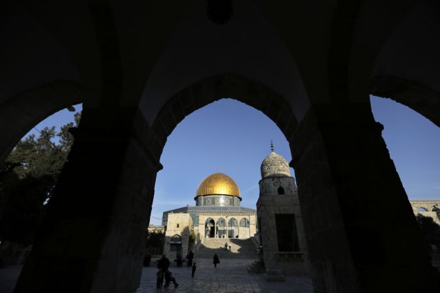 Αστυνομία εναντίον διαδηλωτών στο Όρος του Ναού στην Ιερουσαλήμ