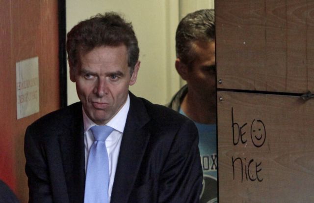 Να κλείσει το ζήτημα με τις τράπεζες ζητά το ΤΧΣ από την τρόικα