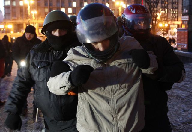 Αντιδράσεις για ακροδεξιάς ατζέντας μέτρα στην Ουκρανία