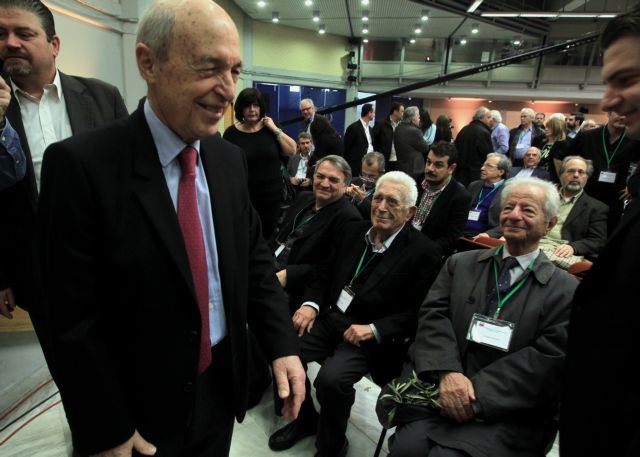 Κ.Σημίτης: Το διακύβευμα των ευρωεκλογών δεν είναι το μνημόνιο