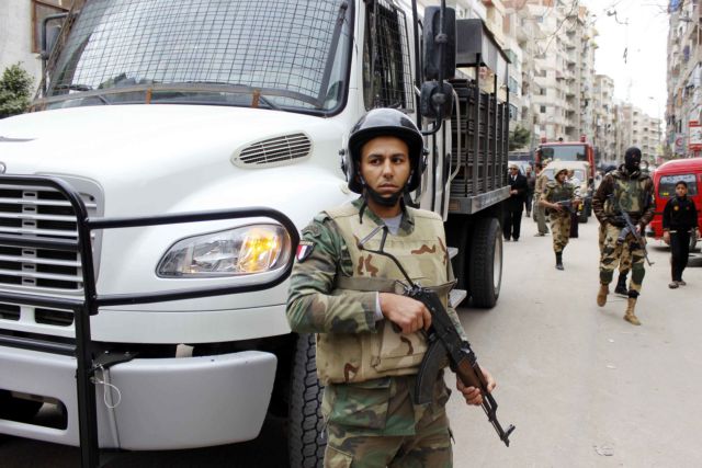 Νεκροί έξι αιγύπτιοι στρατιώτες στο Κάιρο