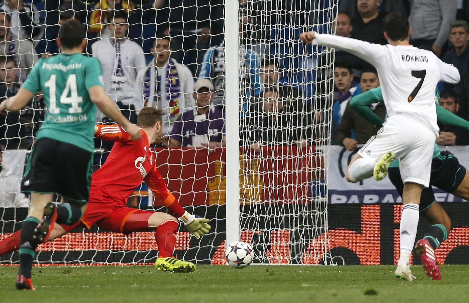 Ρεάλ και Τσέλσι πέρασαν… περπατώντας στα «8» αστέρια