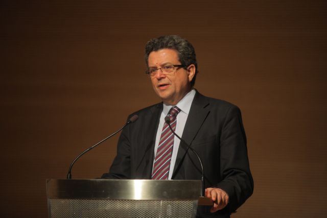 Συμμαχία Σκοτινιώτη – Παπατόλια κατά Μπέου στο Βόλο