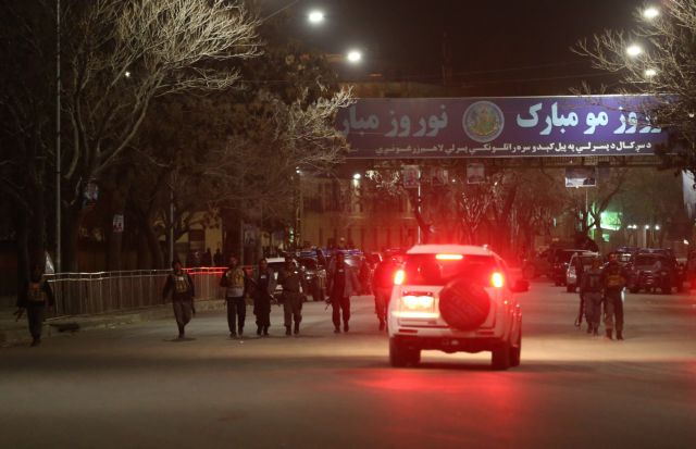 Επίθεση ενόπλων σε κεντρικό ξενοδοχείο της Καμπούλ