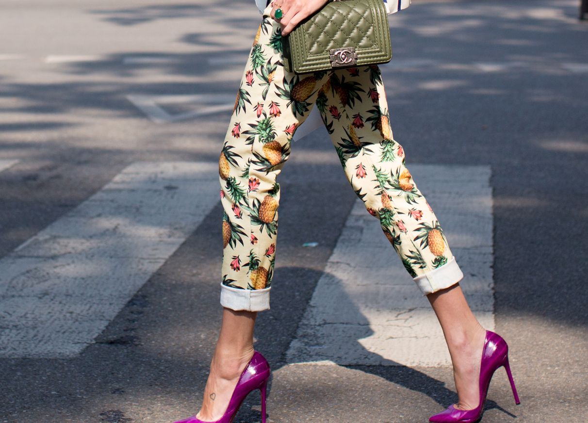 Super trend: παντελόνια με prints