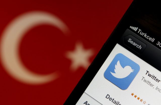 Παράνομο κρίνει το τουρκικό Ανώτατο Δικαστήριο το «μαύρο» στο Twitter